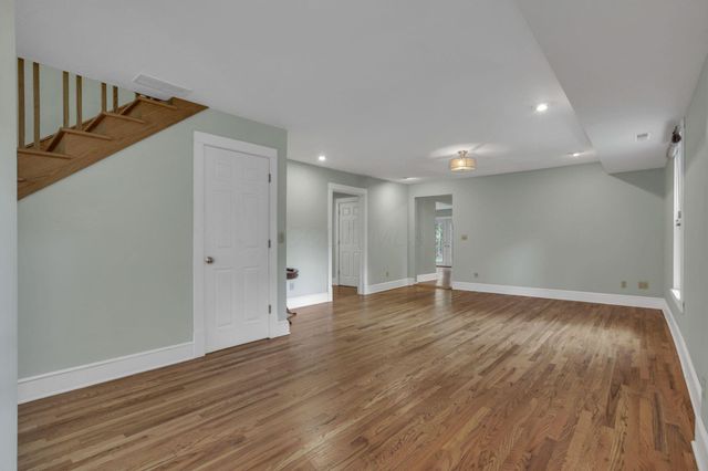 401 E Brooklyn Street, Gambier, OH 43022