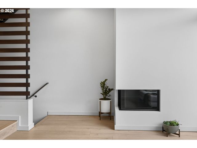 245 Sw MEADE St C3, Portland, OR 97201