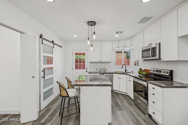 1307 W THOMAS Road, Phoenix, AZ 85013
