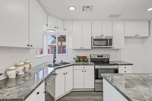 1307 W THOMAS Road, Phoenix, AZ 85013