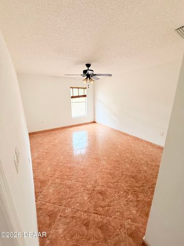 720 W Taylor Road W, Deland, FL 32720