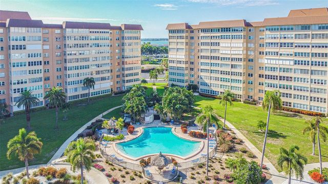 5130 BRITTANY DRIVE S 301, St Petersburg, FL 33715