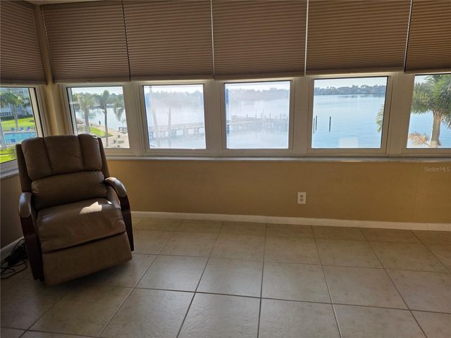 5130 BRITTANY DRIVE S 301, St Petersburg, FL 33715