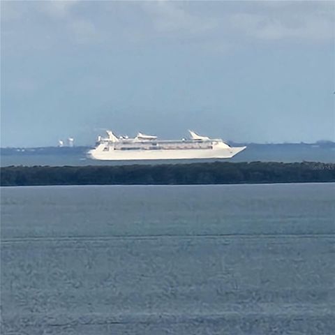 5130 BRITTANY DRIVE S 301, St Petersburg, FL 33715