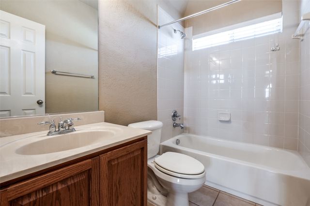 1840 Branch Trail, Carrollton, TX 75007