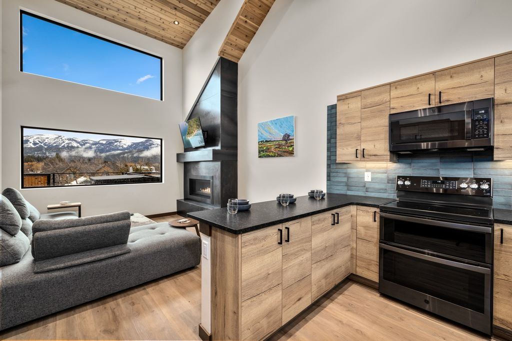 104 Obrien Avenue B, Whitefish, MT 59937 photo 13