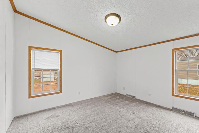 2463 Steele Court, Decatur, IL 62526