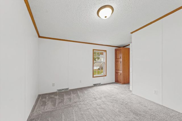 2463 Steele Court, Decatur, IL 62526