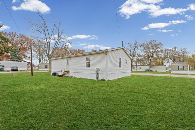 2463 Steele Court, Decatur, IL 62526