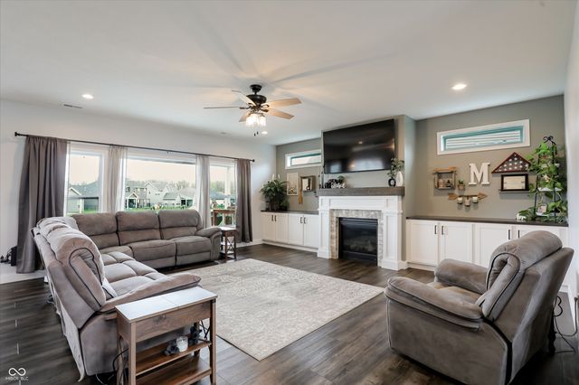 5302 Daffodil Drive, West Lafayette, IN 47906