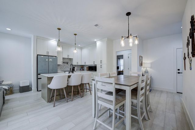 5807 Black Pine Circle, Granbury, TX 76048