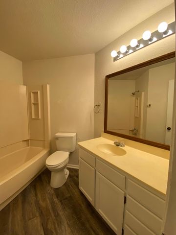 1305 West Villa Maria Road E102, Bryan, TX 77801