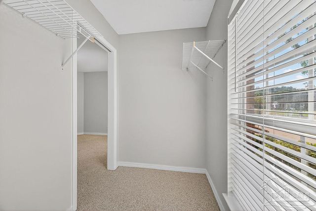 6437 Sarasota St, Pensacola, FL 32526