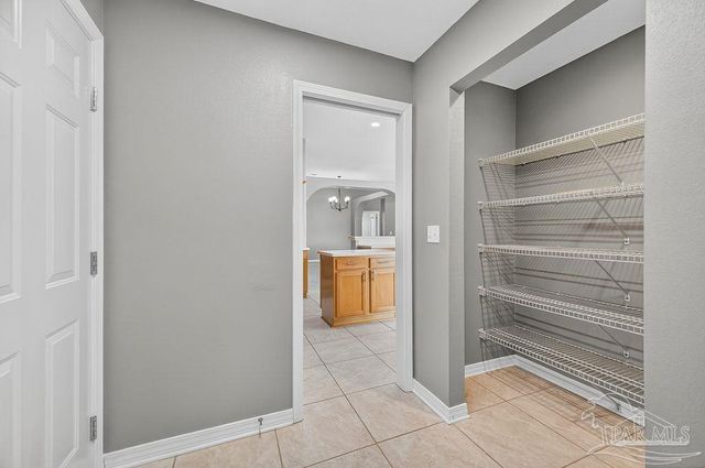 6437 Sarasota St, Pensacola, FL 32526