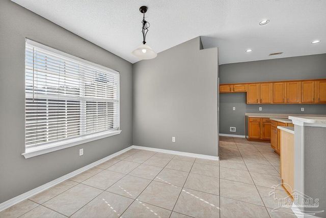 6437 Sarasota St, Pensacola, FL 32526