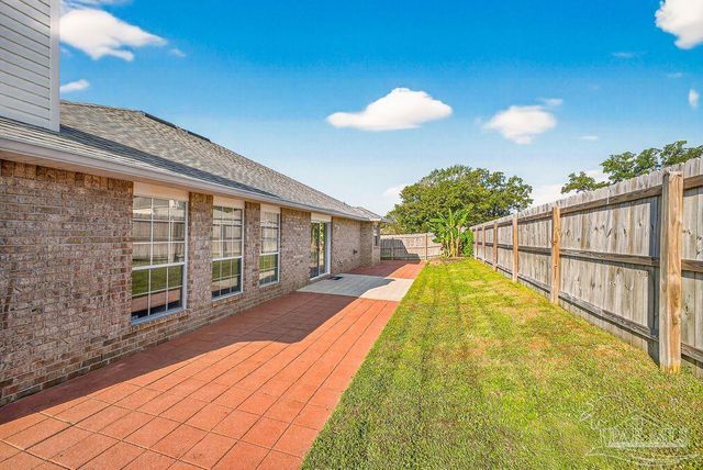 6437 Sarasota St, Pensacola, FL 32526