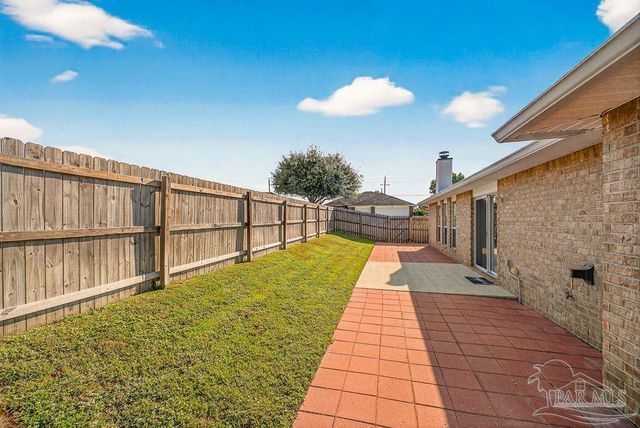 6437 Sarasota St, Pensacola, FL 32526