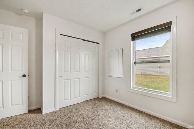 18340 Barrington Drive, New Paris, IN 46553