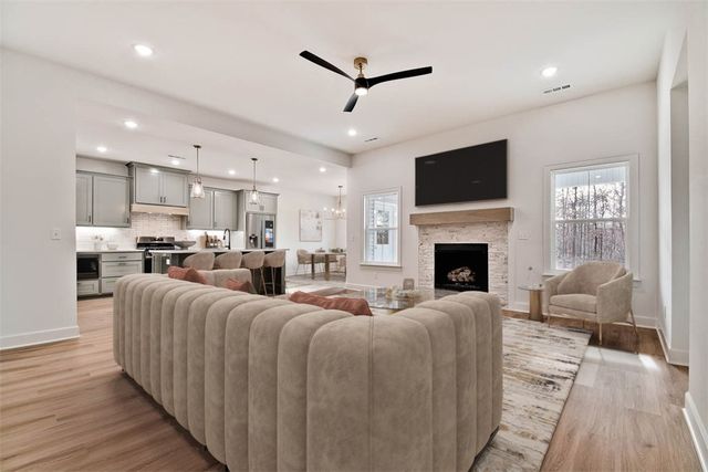 20 Orkney Drive, Bella Vista, AR 72715