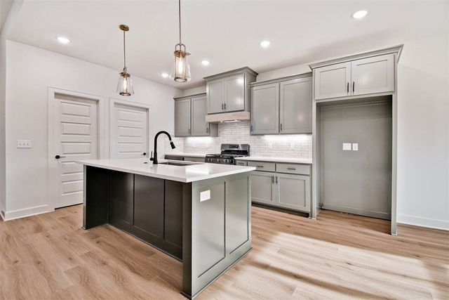 20 Orkney Drive, Bella Vista, AR 72715