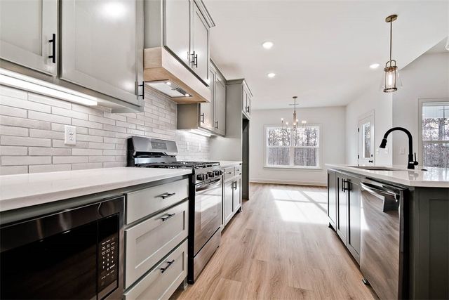 20 Orkney Drive, Bella Vista, AR 72715