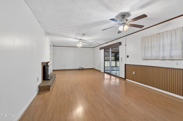 228 Sioux Road, Bristol, VA 24201