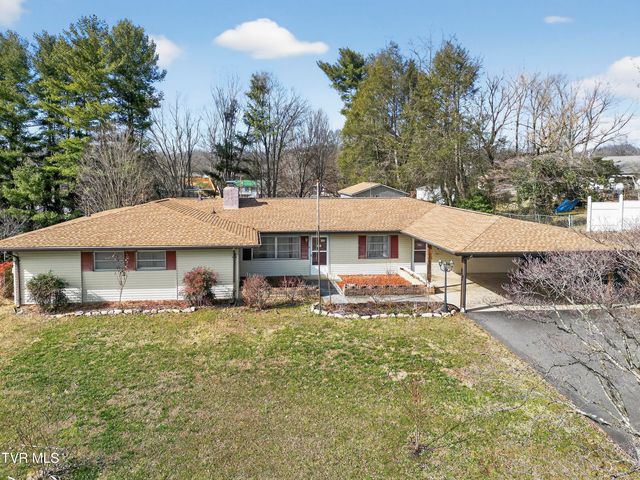 228 Sioux Road, Bristol, VA 24201