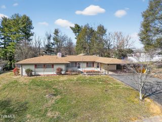 228 Sioux Road, Bristol, VA 24201