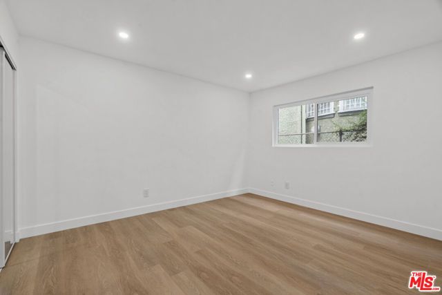 4442 Kingswell Avenue 1, Los Angeles, CA 90027