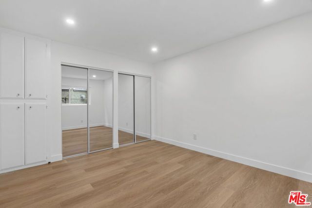 4442 Kingswell Avenue 1, Los Angeles, CA 90027