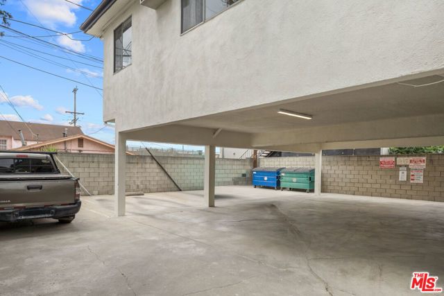 4442 Kingswell Avenue 1, Los Angeles, CA 90027