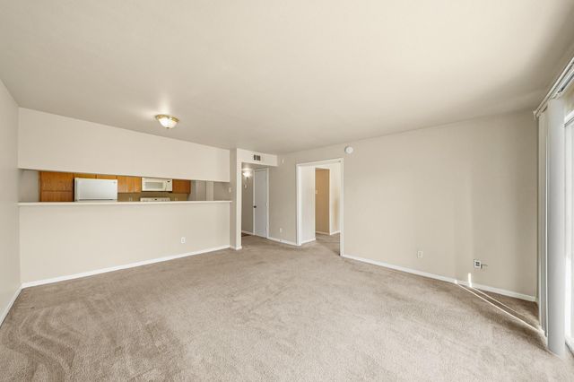 2824 S Bartell Drive 212, Houston, TX 77054