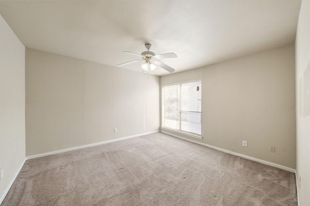 2824 S Bartell Drive 212, Houston, TX 77054