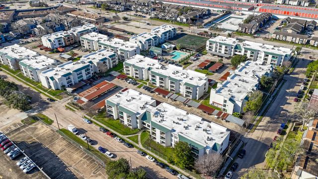 2824 S Bartell Drive 212, Houston, TX 77054