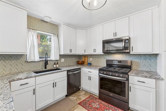 1900 Barryton Road, Oklahoma City, OK 73120
