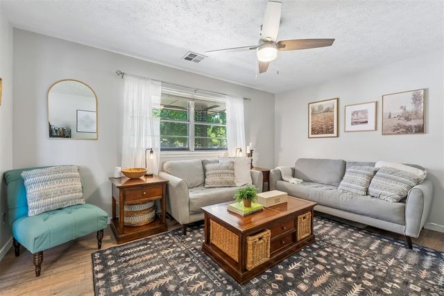1900 Barryton Road, Oklahoma City, OK 73120