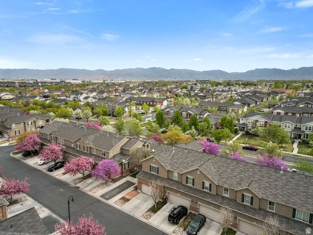 3075 S CREWS HILL COURT CT, West Valley City, UT 84120