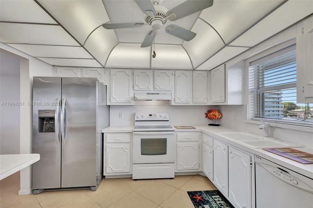 801 Lake Shore Drive 403, Lake Park, FL 33403
