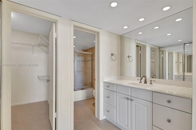 801 Lake Shore Drive 403, Lake Park, FL 33403