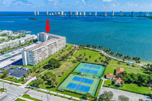 801 Lake Shore Drive 403, Lake Park, FL 33403