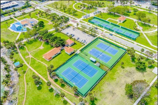 801 Lake Shore Drive 403, Lake Park, FL 33403