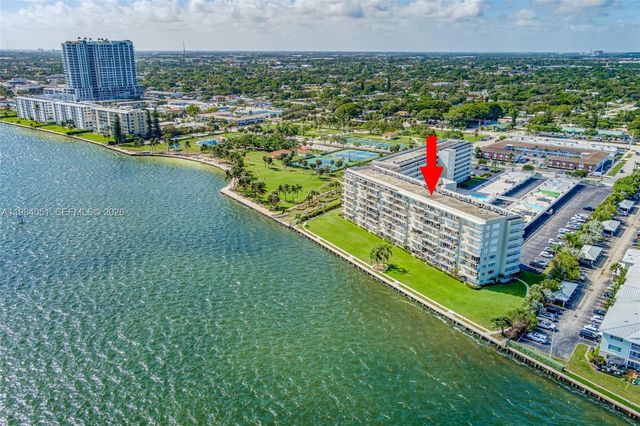 801 Lake Shore Drive 403, Lake Park, FL 33403