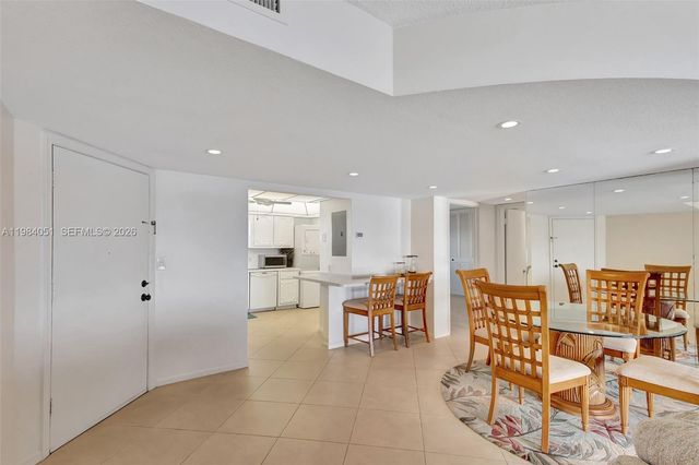 801 Lake Shore Drive 403, Lake Park, FL 33403