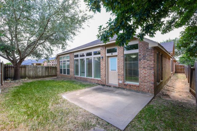 2919 Chalet Knolls Lane, Katy, TX 77494