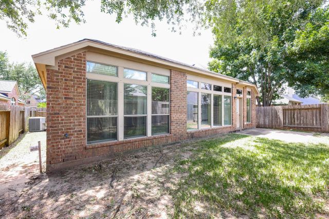 2919 Chalet Knolls Lane, Katy, TX 77494