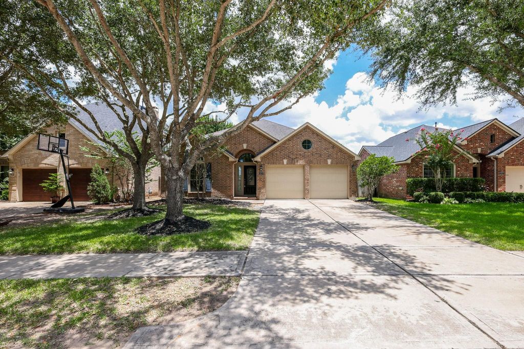 2919 Chalet Knolls Lane, Katy, TX 77494