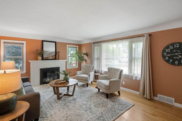 5817 Fairfax Avenue, Edina, MN 55424
