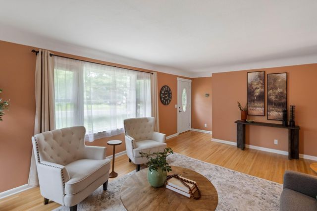 5817 Fairfax Avenue, Edina, MN 55424