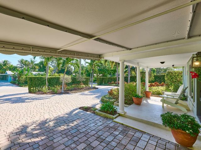 301 NW 3rd Court, Boca Raton, FL 33432