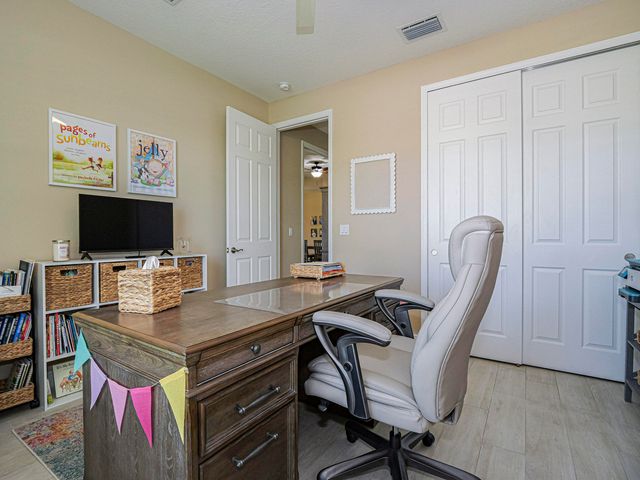 922 Yearling Trail, Sebastian, FL 32958